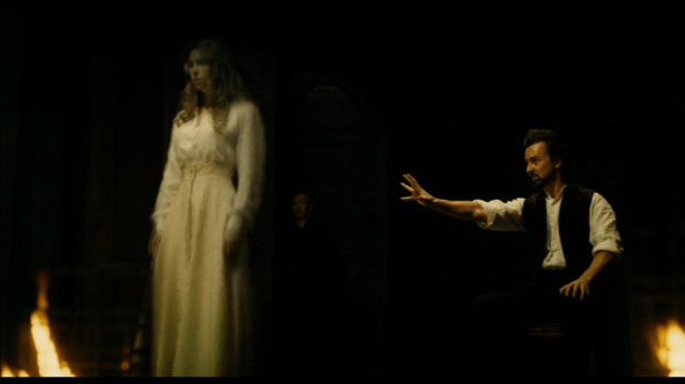 L'illusionniste et une apparition